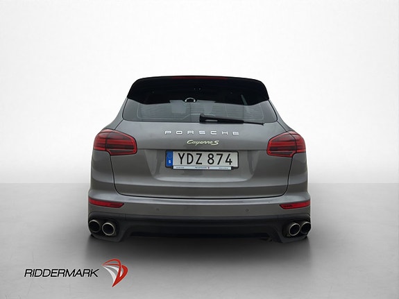 Porsche Cayenne S 7 of 30