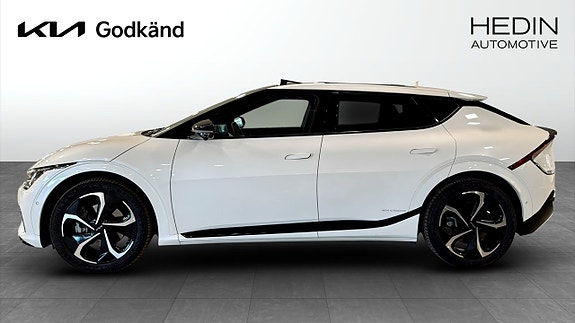 Kia EV6 4 of 12