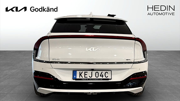 Kia EV6 5 of 12