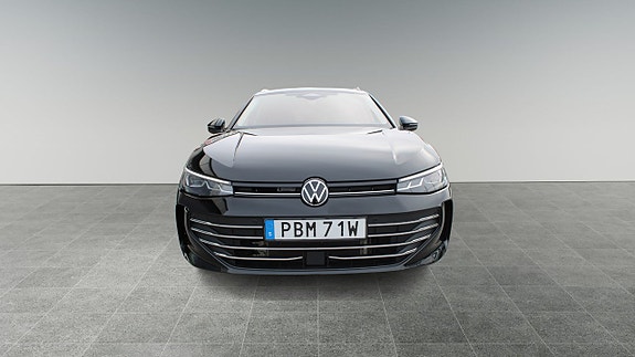 Volkswagen Passat 4 of 5