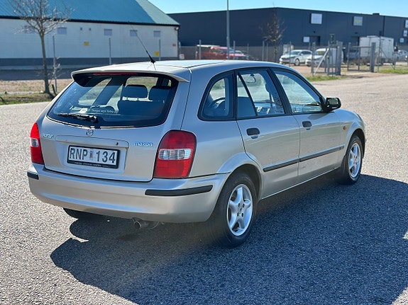 Mazda 3 3 of 5