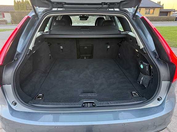 Volvo V90 12 of 13