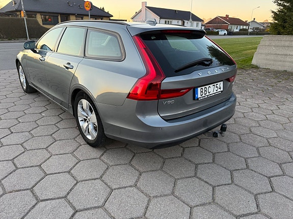 Volvo V90 7 of 13