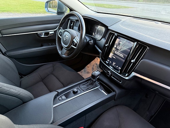 Volvo V90 11 of 13