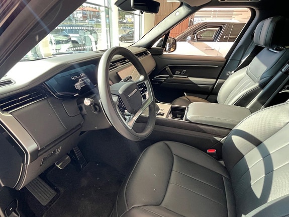 Land Rover Range Rover 4 of 5