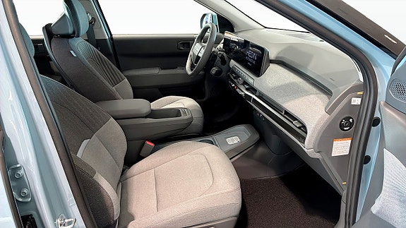 Kia EV3 3 of 13