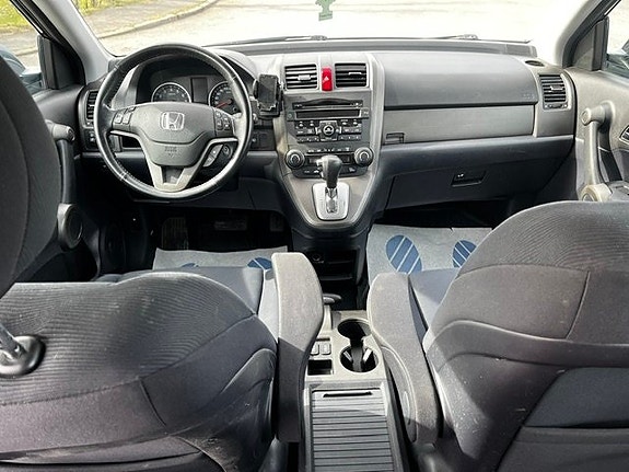 Honda CR-V 8 of 10