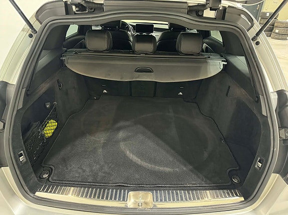 Mercedes-Benz C200 d 7 of 17