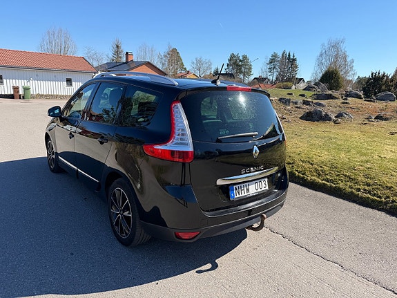 Renault Grand Scenic III 3 of 5