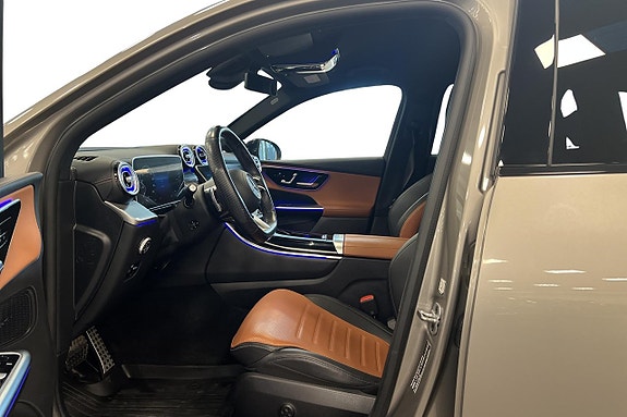 Mercedes-Benz GLC300 e 8 of 21