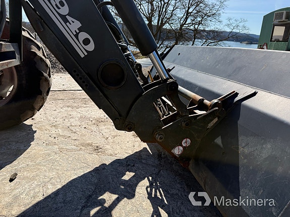 Traktor Massey Ferguson 6120 4WD 25 of 27