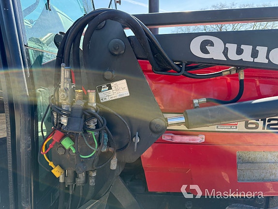 Traktor Massey Ferguson 6120 4WD 21 of 27