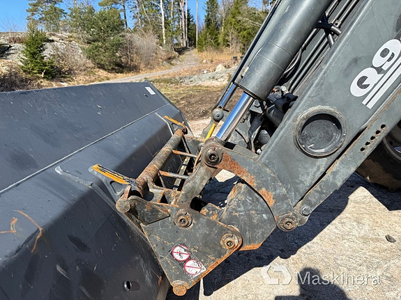 Traktor Massey Ferguson 6120 4WD 18 of 27