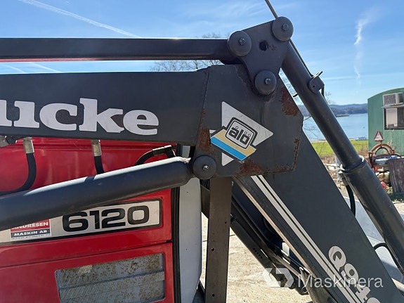 Traktor Massey Ferguson 6120 4WD 23 of 27