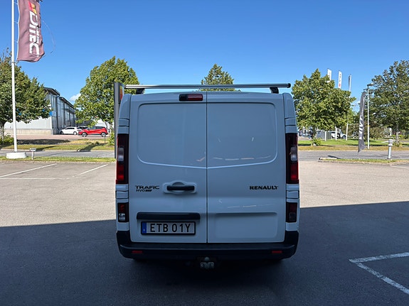 Renault Trafic 3 of 8