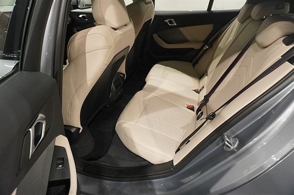 BMW 120 5 of 17