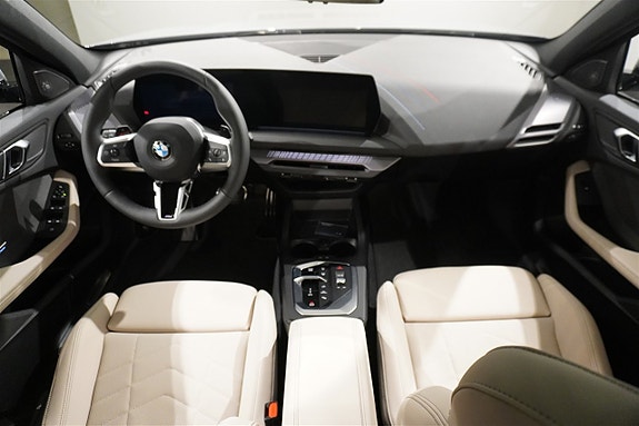 BMW 120 14 of 17