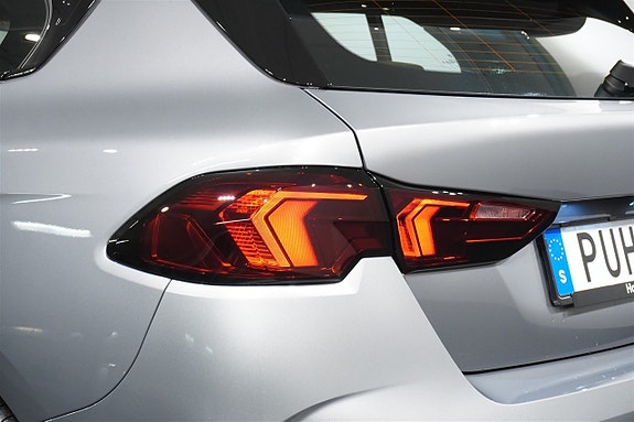 BMW 120 12 of 17