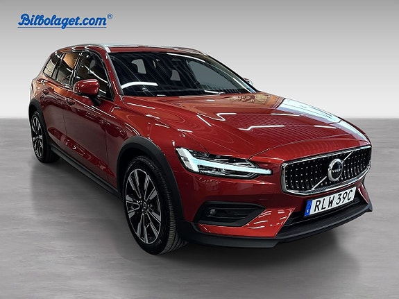 Volvo V60 Cross Country 4 of 19