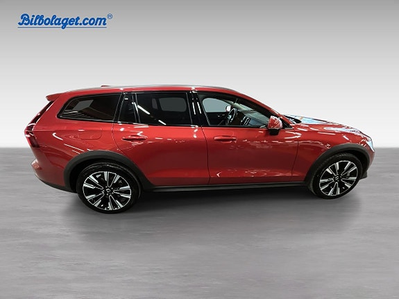 Volvo V60 Cross Country 5 of 19