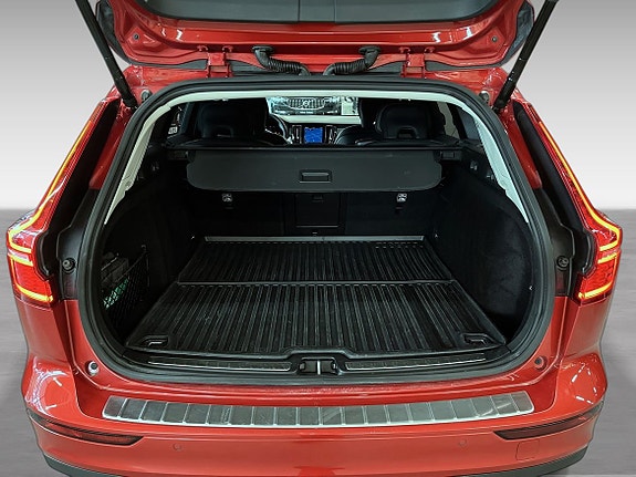 Volvo V60 Cross Country 17 of 18