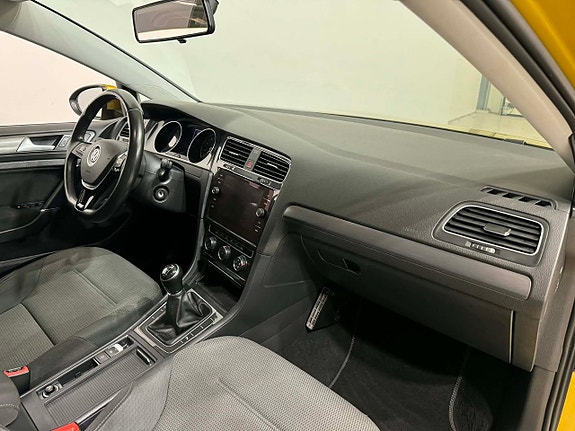 Volkswagen Golf I 6 of 17