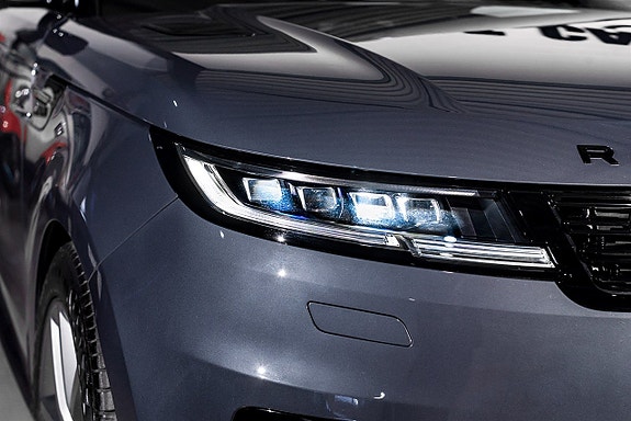 Land Rover Range Rover Sport 7 of 23