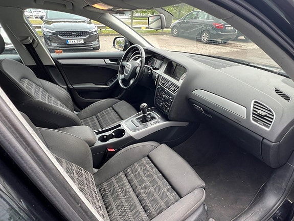 Audi A4 11 of 20