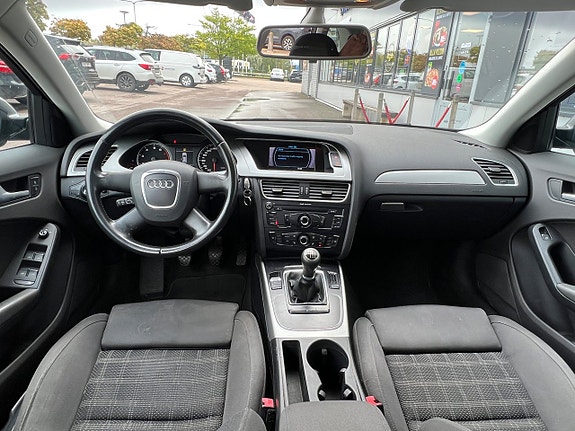 Audi A4 8 of 20