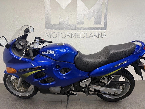 Suzuki GSX600F 469 mil 12 of 16