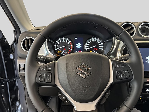 Suzuki Vitara 4 of 5