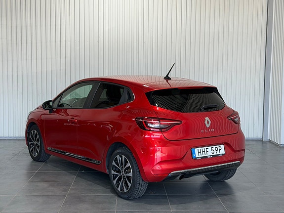 Renault Clio 4 of 13