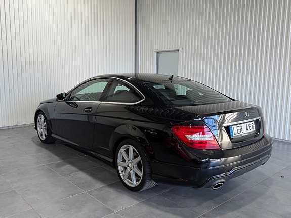Mercedes-Benz C180 5 of 5