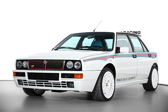 Lancia Delta 7 of 27