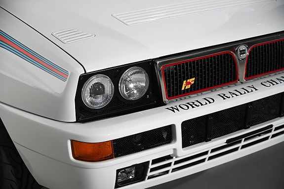 Lancia Delta 9 of 27