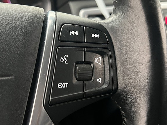 Volvo V70 18 of 28
