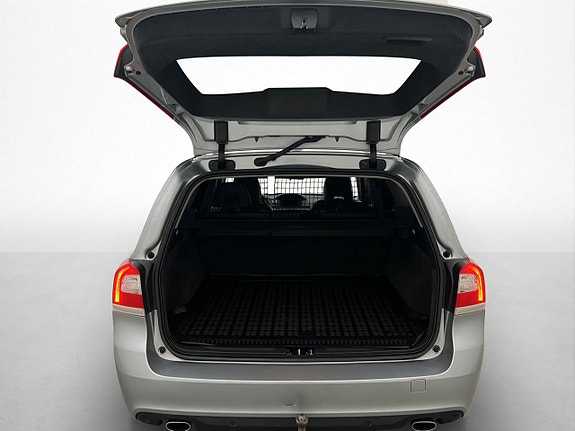 Volvo V70 24 of 28