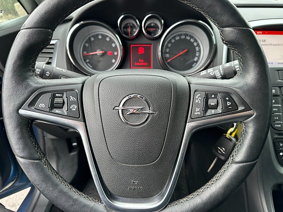 Opel Astra 11 of 20