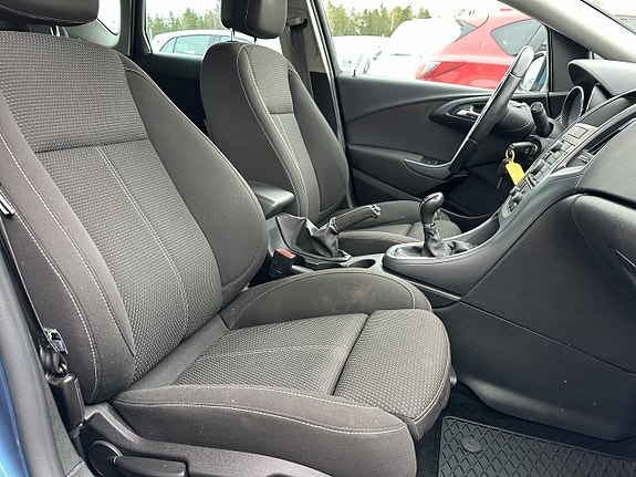 Opel Astra 15 of 20