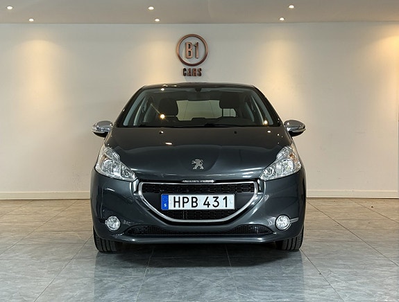Peugeot 208 6 of 15