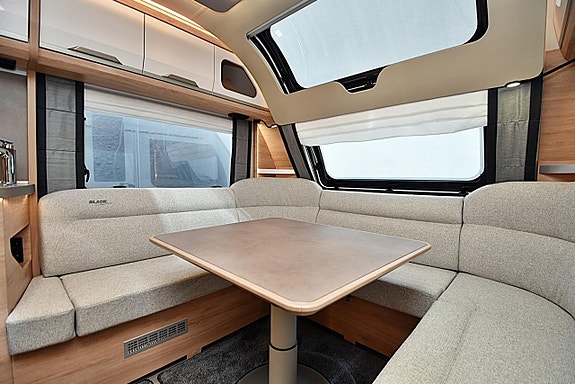 Knaus 580 UF Südwind Black Selection, Dubbelbädd 5 of 5