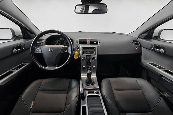 Volvo S40 12 of 21