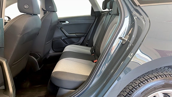 Seat Leon 11 of 13