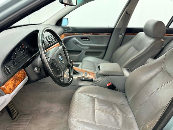 BMW 535i 16 of 16