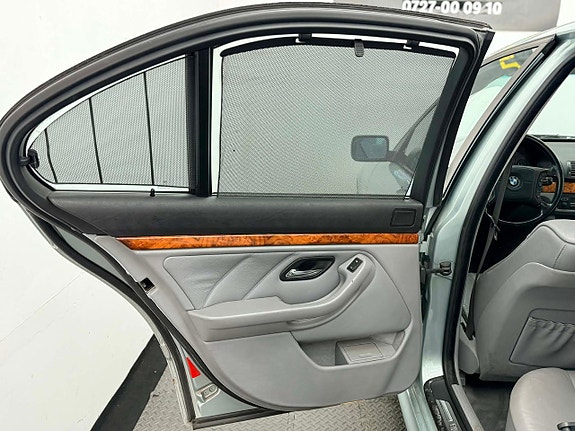 BMW 535i 15 of 16
