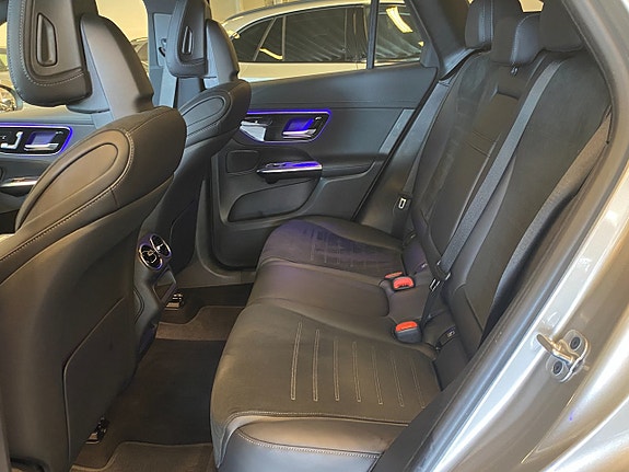 Mercedes-Benz GLC300 de 11 of 18