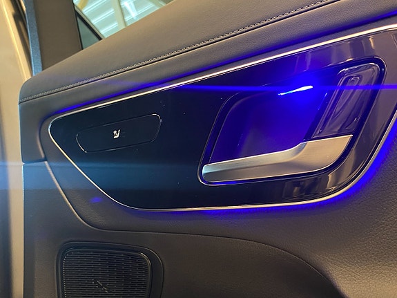 Mercedes-Benz GLC300 de 18 of 18