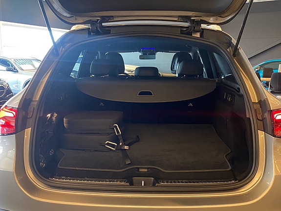 Mercedes-Benz GLC300 de 15 of 18