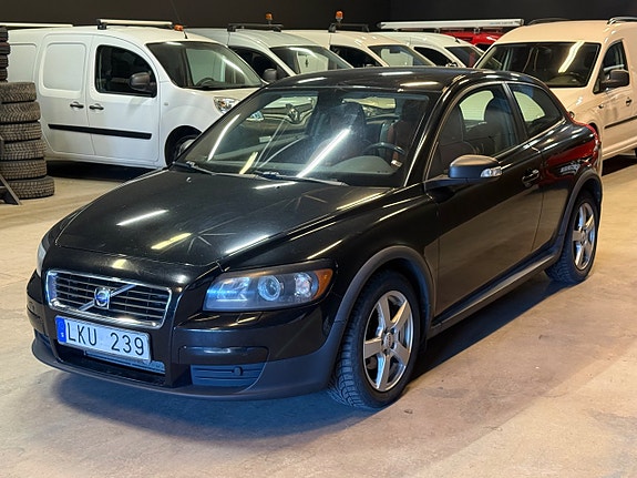 Volvo C30 2 of 5