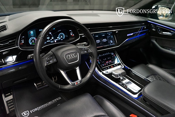 Audi Q8 16 of 25